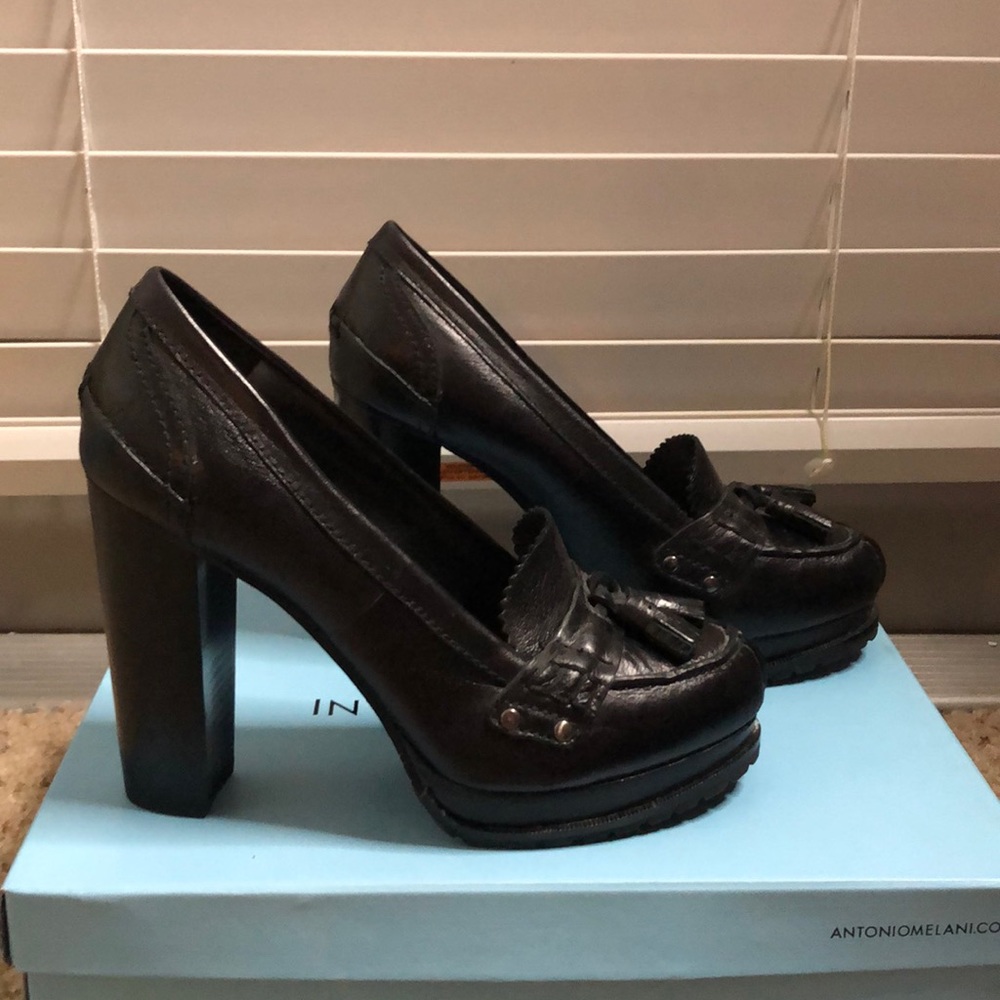 Vince Camuto Black Platform Loafer